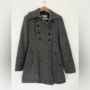 GUESS Brand women’s black and white wool blend pea coat.